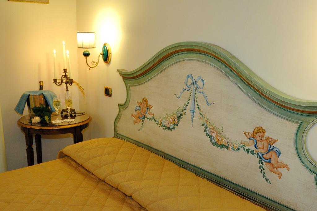 Residenza Del Duca Amalfi Pokój zdjęcie